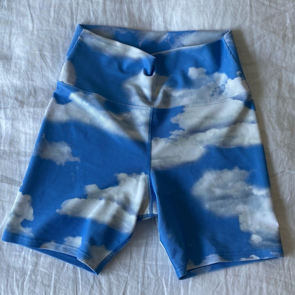 Beach Riot Short - Azure Cloud Ribbed Bike Shorts Sz Large (L)
